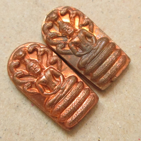 พระปรกใบมะขาม รุ่น 2 หลวงพ่ออุ้น วัดตาลกง ปี47