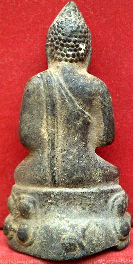 *พระกริงใหญ่ดีดน้ำมนต์ วัดวังกระโจม ปี๒๕๑๒..ท่านเจ้าคุณนรฯ อธิษฐานจิต*