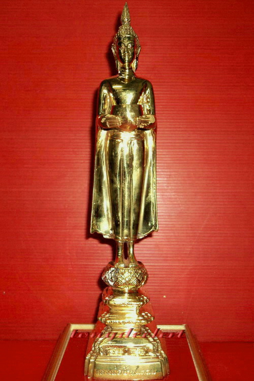 พระบูชาหลวงพ่อบ้านแหลม วัดเพชรสมุทรวรวิหาร สูง 11 นิ้ว สวยมากค่ะ