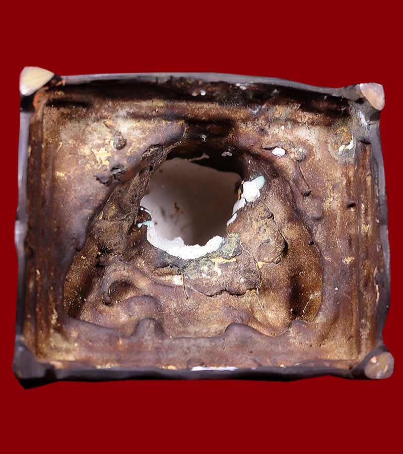 พระบูชา หลวงพ่อเดิม ขนาดหน้าตัก ๕ นิ้ว สูง ประมาณ ๗ นิ้ววัดหนองโพธิ์ รุ่นสร้างสร้างมณฑป วัดหัวหวาย