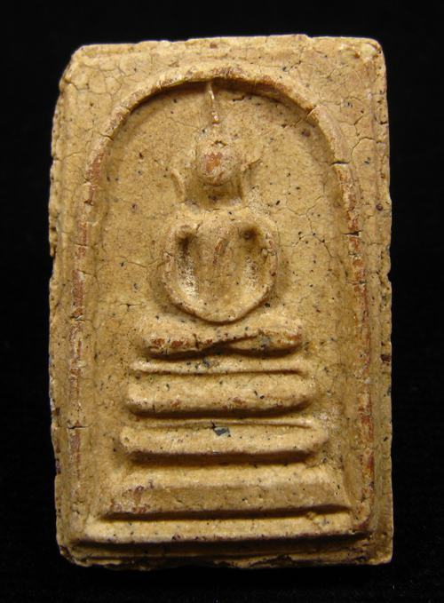 พระสมเด็จ เนื้อหามวลสารดี สวยไม่ทราบที่ครับ