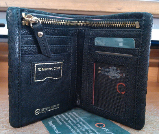 กระเป๋าสตางค์ fifteen sixteen หนังแท้ สีดำ