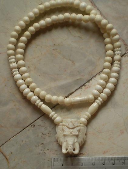 สร้อยกระดูกช้าง  ห่วงกลางหัวช้างทรงเครื่อง  เคาะเดียว 