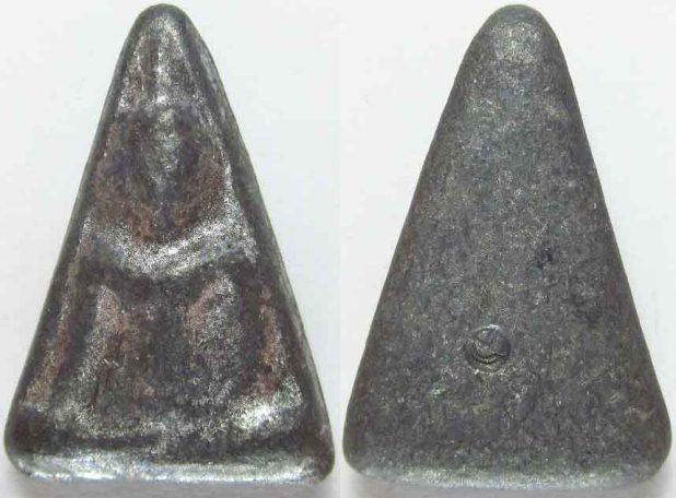 พระไตรภาคี รุ่นหลวงปู่โต๊ะปลุกเสก ปี 2515 (ผสมเนื้อตะกั่วเก่าของหลวงปู่เอี่ยม วัดหนัง)