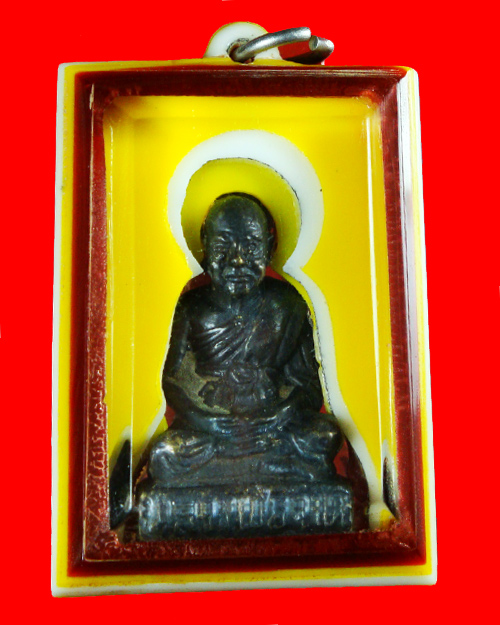 รูปเหมือน หลวงพ่อจาด วัดบางกระเบา ปราจีนบุรี ปี 2518