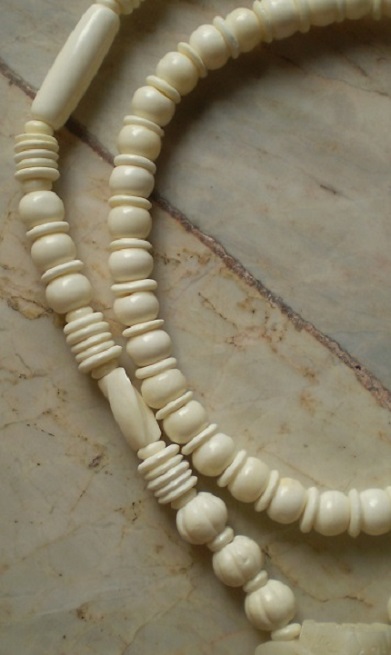 สร้อยกระดูก  ห่ววงกลางหัวช้างทรงเครื่อง  เคาะเดียว 