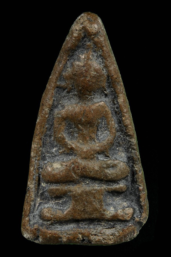 พระกรุบางกะปิพิมพ์ฐานผ้าทิพย์ เนื้อดิน เคาะเดียวแดงครับ(ขอผู้ที่พร้อมโอนเลยครับ)