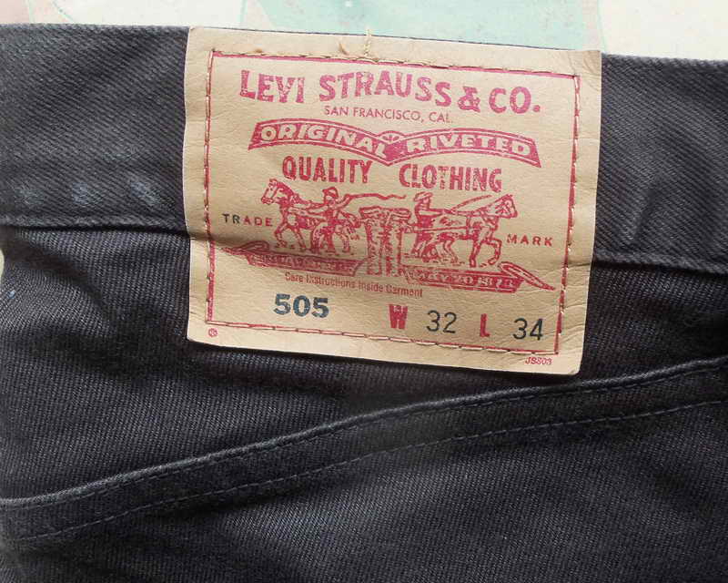 กางเกง LEVI'S 505 แจแปน ทรงกระบอกเล็ก สภาพสวย สีน้ำตาล เอว 32 นิ้ว ยาว 41 นิ้ว