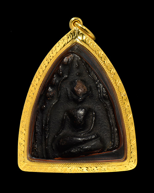 พระขุนแผนพลายคู่ตัดเดี่ยว กรุบ้านกร่าง จ.สุพรรณบุรี พิมพ์หน้ามงคลกลาง เนื้อดิน ลงรักมาตั้งแต่ในกรุ