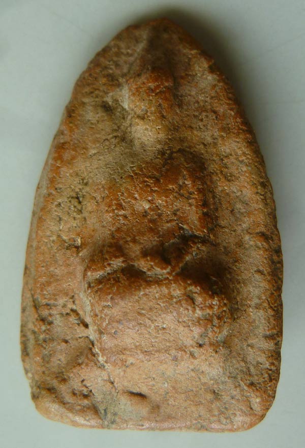 พระสรรนั่งใหล่ตรง ชัยนาท สูง 3 ซม.