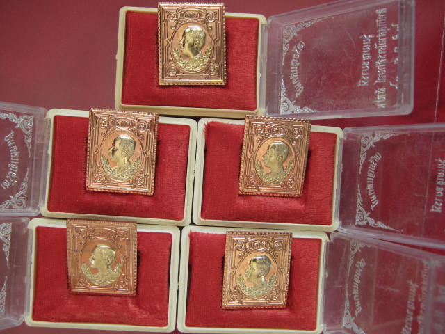 5 เหรียญแสตมป์ ร.5 เนื้อทองแดงหน้าทอง หลวงพ่อเกษม ปี 36 ไม่แพง กล่อง