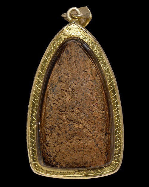 พระขุนแผน พลายเดี่ยว กรุบ้านกร่าง จ.สุพรรณบุรี พิมพ์หน้าเทวดา เนื้อดิน+เลี่ยมทองฝังเพชรรัสเซียครับ