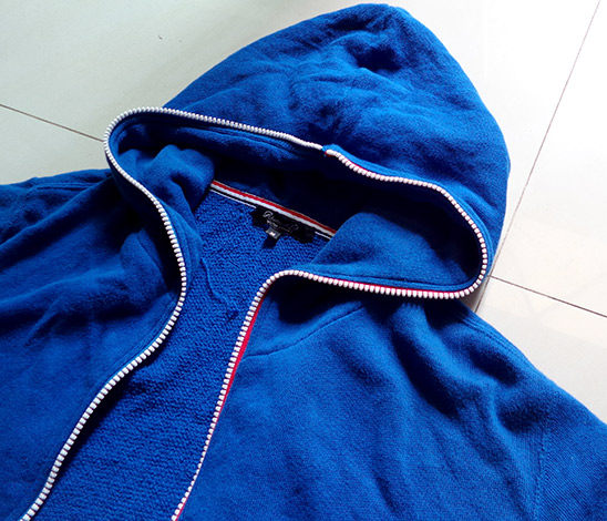 เสื้อแจกเกดแขนสั้น UNITED ARROWS สีน้ำเงิน มีฮูด