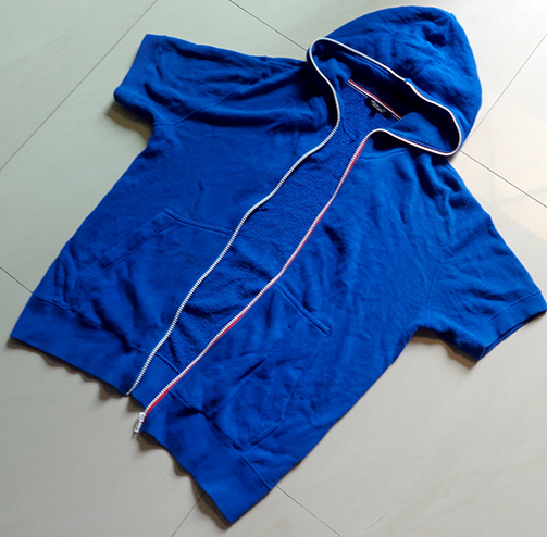 เสื้อแจกเกดแขนสั้น UNITED ARROWS สีน้ำเงิน มีฮูด