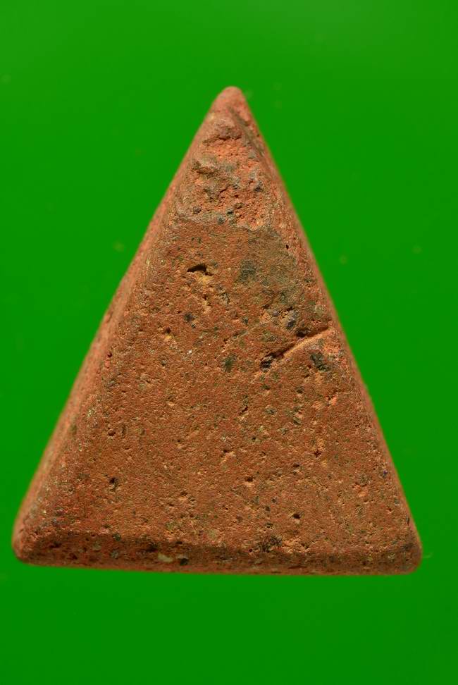 นางพญา พิมพ์แขนอ่อน แผงตัดเดี่ยว กรุเตาทุเรียง เนื้อดิน สุโขทัย