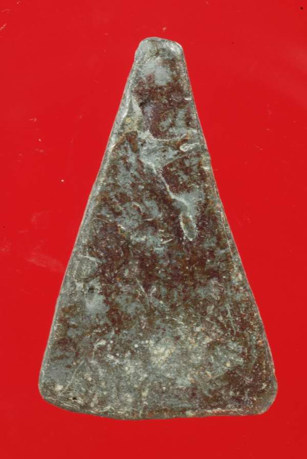 พระกรุวัดสุวรรณ พิมพ์ท่ากระดาน เนื้อตะกั่วสนิมแดง อ่างทอง