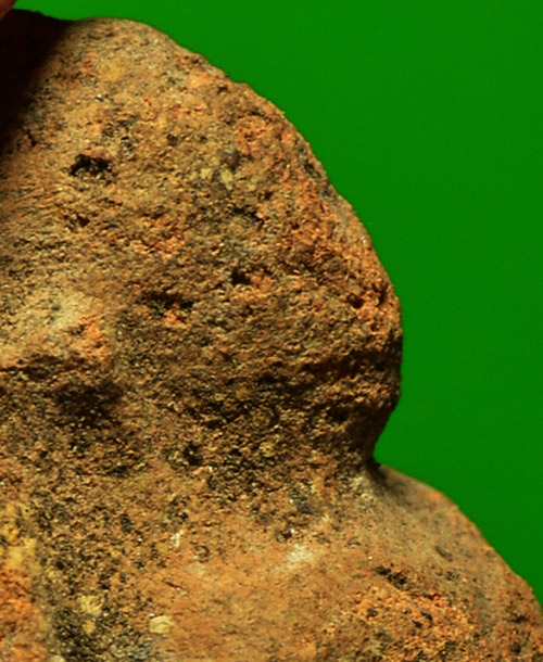 หลวงพ่อโป้  เนื้อดิน กรุเมืองอยุธยา