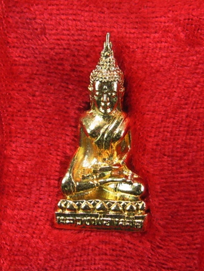 พระรูปหล่อ วัดสร้อยทอง เนื้อกะไหล่ทอง พร้อมกล่อง