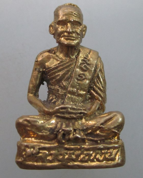 "เคาะเดียว"รูปหล่อหลวงพ่อเงิน วัดบางคลาน ยุคหลัง