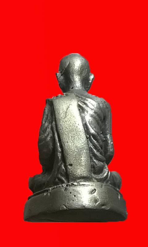 รูปหล่อหลวงพ่อโก๊ะ เนื้อเงิน