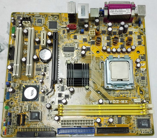 เมนบอร์ดคอม asus p5vd02-mx และซีพียู  intel celeron 3.06 G พร้อมพัดลม CPU ยกชุด 