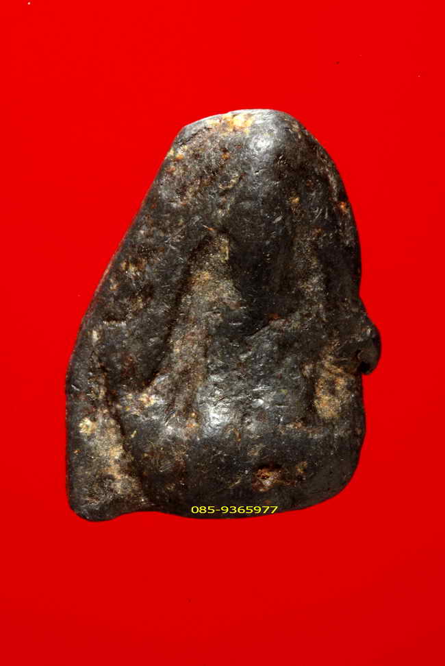 พระเม็ดน้อยหน่า กรุหนองมน สนิมแดง ลพบุรี 