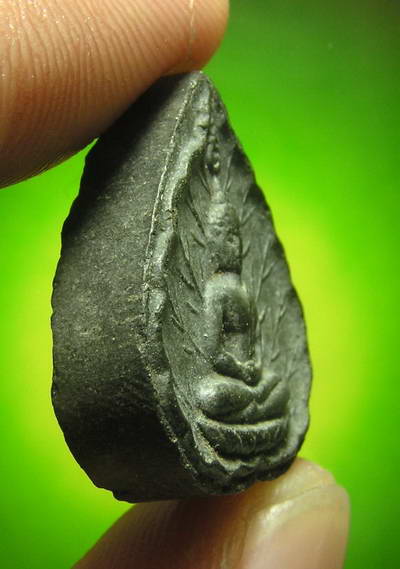 พระประจำวันเกิด หลวงปู่โต๊ะ วัดประดู่ฉิมพลี ปี2519 เนื้อผงใบลาน กรุงเทพ