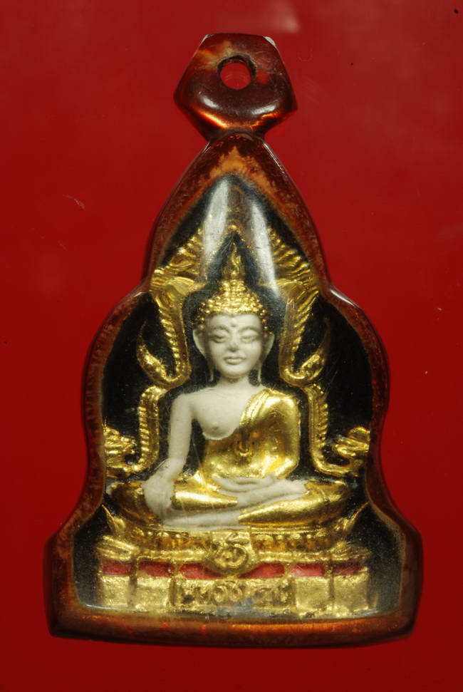 พระพุทธชินราช พิมพ์นิยม ลงรักทาทอง เจ้าคุณนร วัดเทพศิรินทร์ ออกวัดอินทร์ประชาราษฎร์ ปี2513 เนื้อผง