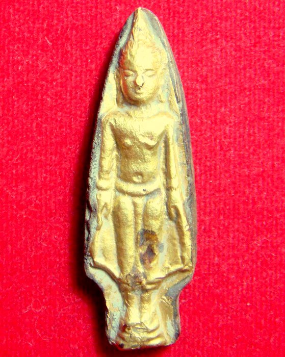 พระว่านหน้าทองพิมพ์พระร่วงปางเปิดโลกจ.กำแพงเพชร