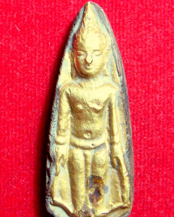 พระว่านหน้าทองพิมพ์พระร่วงปางเปิดโลกจ.กำแพงเพชร