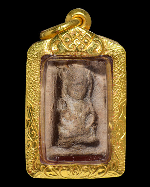 พระกรุนาดูนตัดเดียว จ.มหาสารคาม พิมพ์32อรหันต์ นิยม สภาพสวยมาก+เลี่ยมทอง+บัตรรับรองครับ