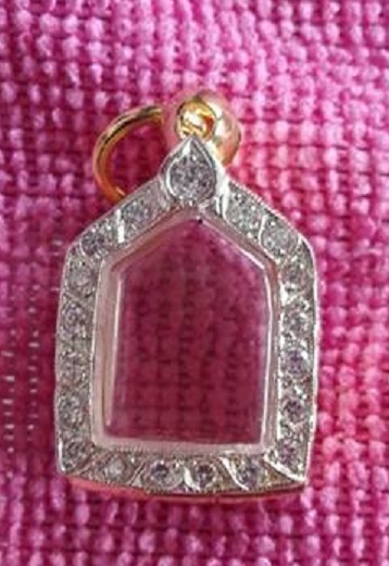 ตลับเงินล้อมเพชร ชุบทองแท้ ใ่ส่ขนแผนผงพรายพิมพ์เล็ก  เคาะเดียว 