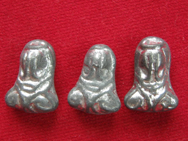 พระรอด วัดโคนอน 2515...ตะกั่ว 3 องค์...หลวงปู่โต๊ะ วัดประดู่ฉิมพลี กทม.เสก...เคาะเดียวส่งด่วน