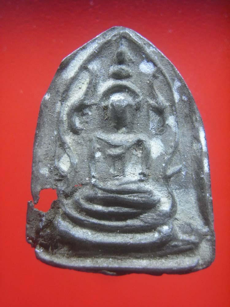 พระกรุวัดเพชร พิมพ์ซุ้มนาคปรก เนื้อชินเงิน จ.สระบุรี