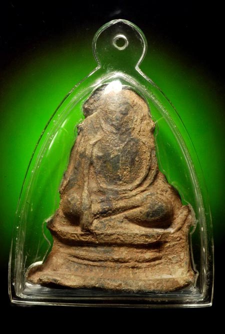 เชียงแสนพม่า.....เนื้อตะกั่วสนิมแดง.....ไขและสนิมหนาๆดูง่ายจริงๆ 