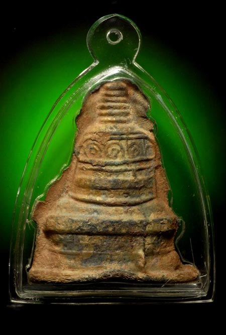 เชียงแสนพม่า.....เนื้อตะกั่วสนิมแดง.....ไขและสนิมหนาๆดูง่ายจริงๆ 