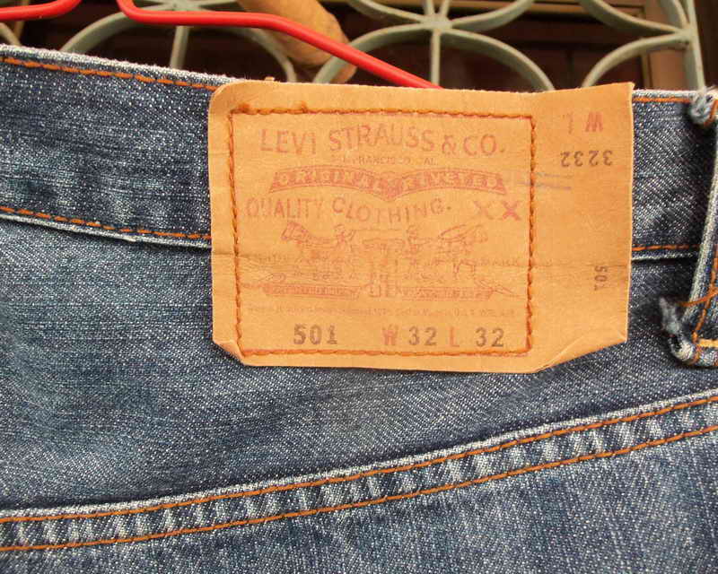 กางเกงยีนส์ขายาว Levi"s 501 กระดุม ป้ายแดง Made In USA