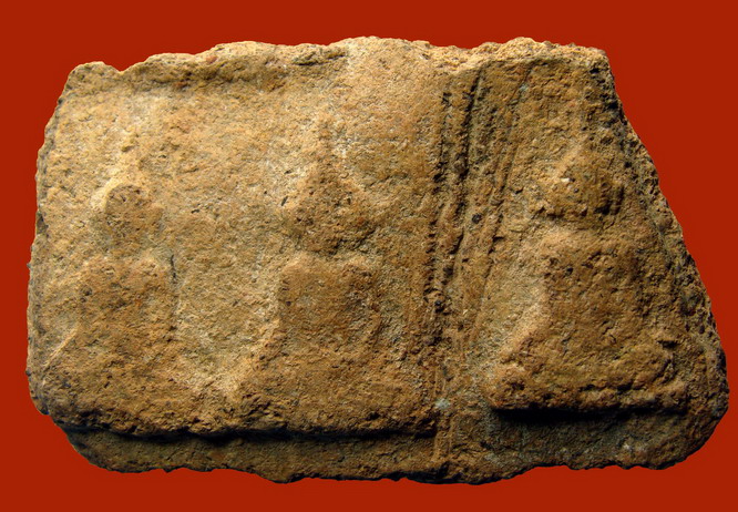 นางแข่นอ่อน กรุวัดพญาดำ สุโขทัย เนื้อดิน