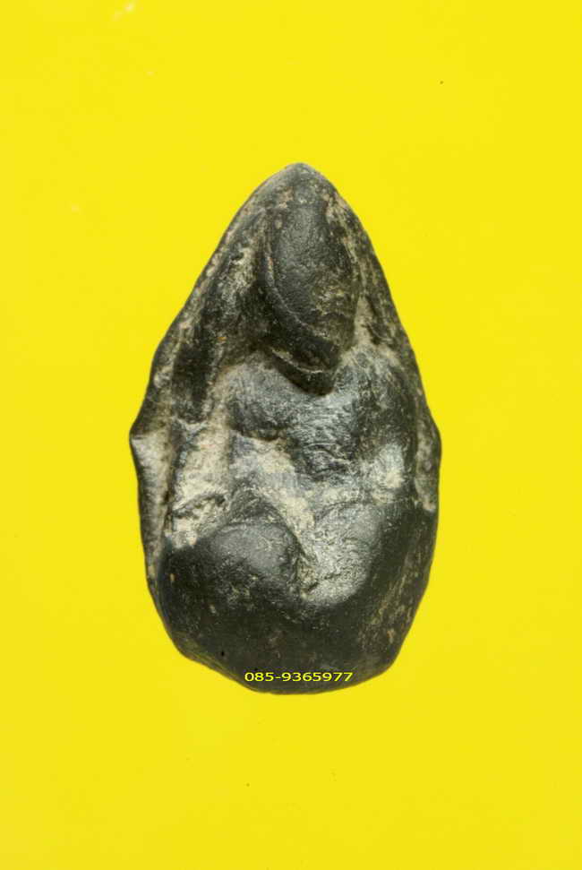 พระเม็ดน้อยหน่า เนื้อดิน หลังไม่มียันต์