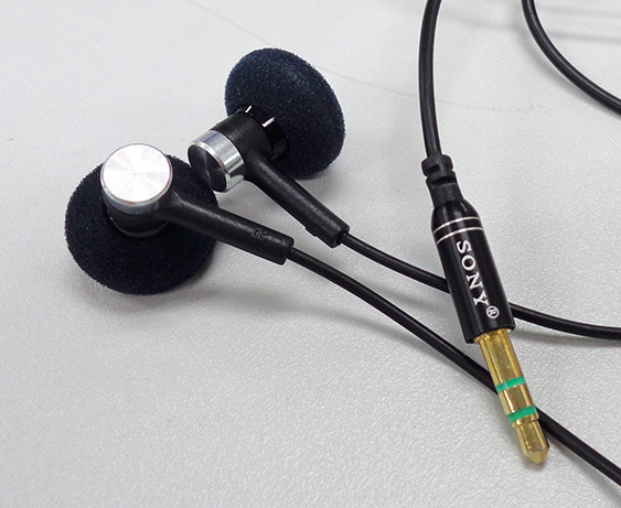 หูฟัง SONY เสียงแจ่ม เบสหนักสะใจ ลงลึกหนักแน่น ถูกใจขาร็อค