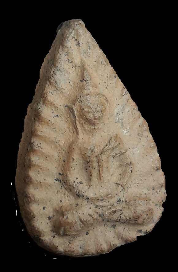 พระกลีบบัว เนื้อดิน กรุวัดลิงขบ กทม. มีหน้ามีตา หู สวยงาม