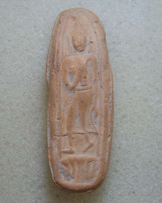 พระลีลาลิ้นเป็ด กรุวัดมะม่วง