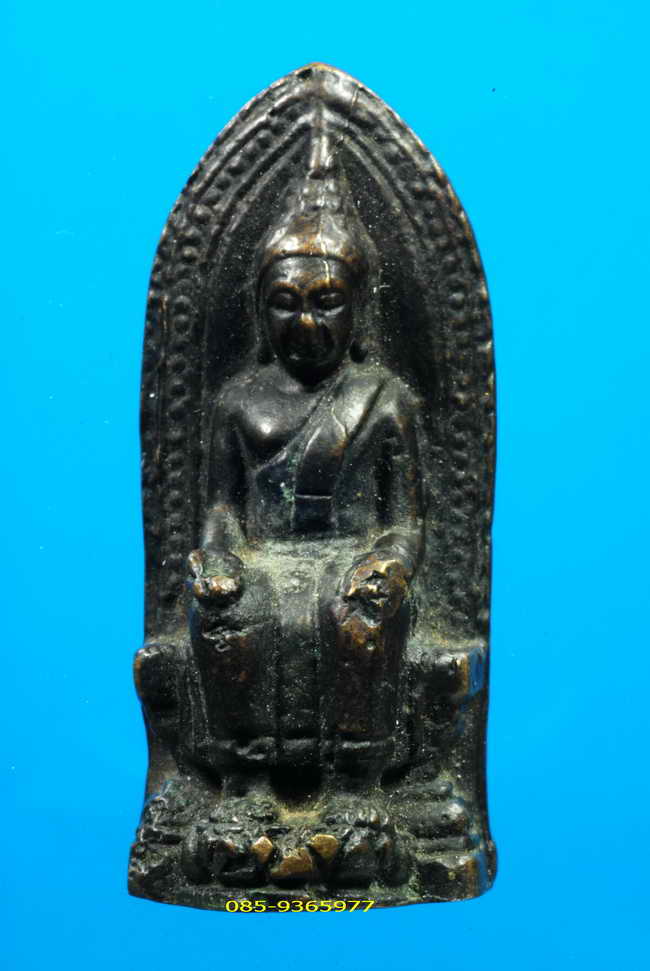 รูปหล่อ หลวงพ่อโต รุ่นแรก พิมพ์ใหญ่ วัดบ้านเชี่ยน เนื้อทองผสม ชัยนาท