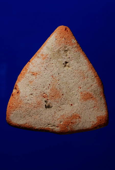 พระเชตตุพนแผงสี่ พิมพ์หน้าใหญ่(หน้าทวา) กรุวัดมหาธาตุ สุโขทัย เนื้อดิน