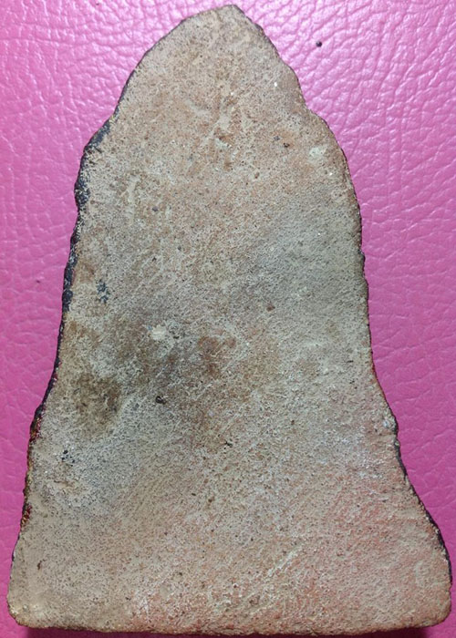 เคาะเดียวแดง โคนสมอปางมารวิชัย ลงรัก ปิดทองเติม สวยมากครับ