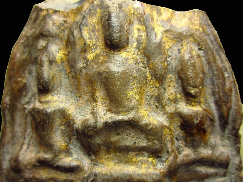 พระสามกรุเก่าลำพูน เคาะเดียวแดงครับ(ขอผู้ที่พร้อมโอนเลยครับ)