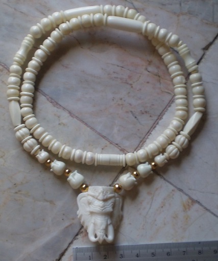 สร้อยกระดูก  ห่วงกลางหัวช้างทรงเครื่อง  เคาะเดียว 