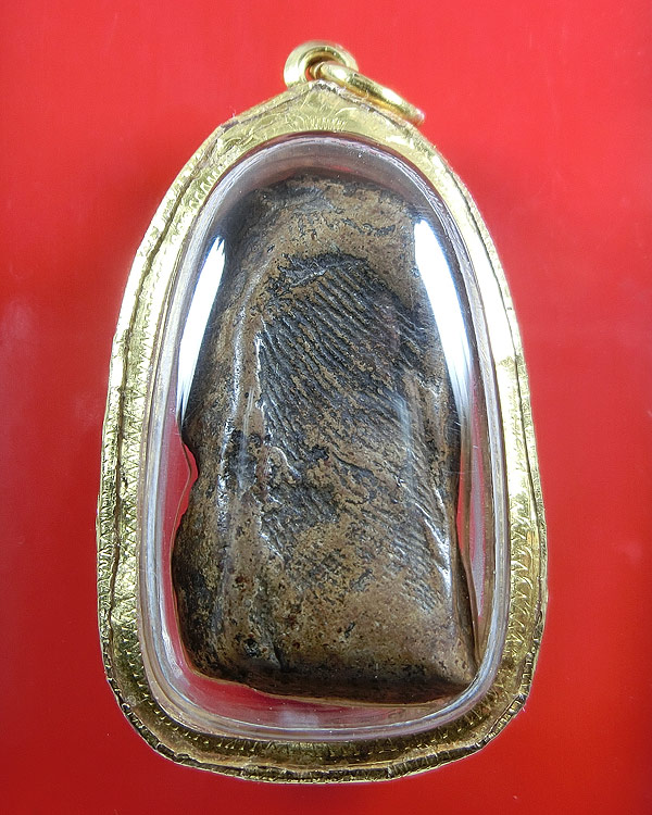 พระคง กรุเก่า เลี่ยมทอง