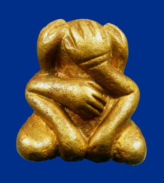 พระปิดตาเกลอเดี่ยวพิมพ์ใหญ่หลวงพ่ออุ้น วัดตาลกง จ.เพชรบุรี เนื้อทองฝาบาตร