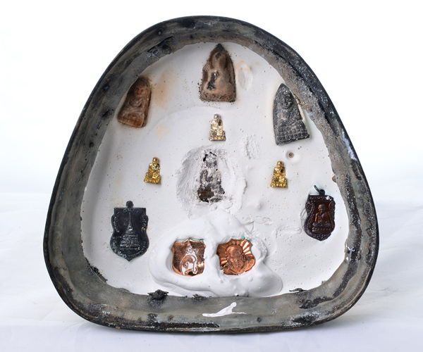 หลวงปู่ทวด ขนาดบูชา 9 นิ้ว ปิดทองจีวร กรรมการ สร้าง 299 ชุด มหาโพธิสัตว์แห่งลุ่มน้ำปัตตานี